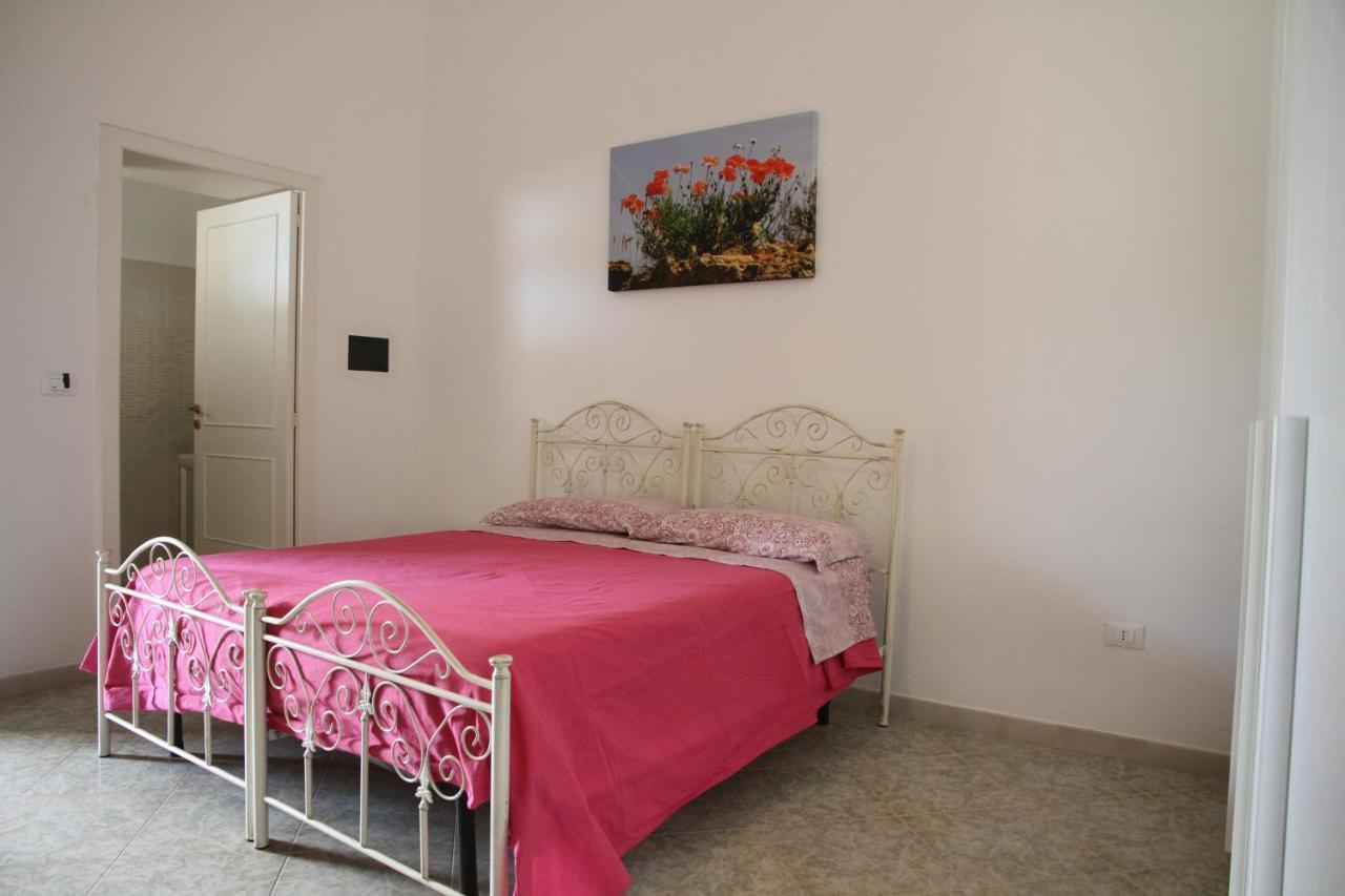 مبيت وإفطار Castiglione d'Otranto Le Due Capanne المظهر الخارجي الصورة